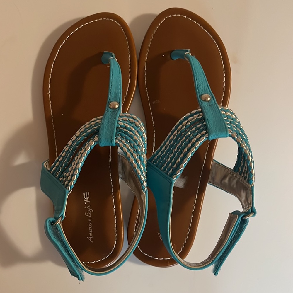 American Eagle little girls turquoise and silver sandels
